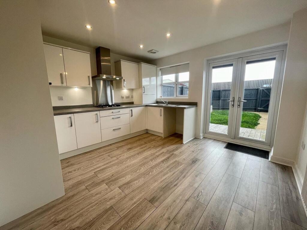 House in South Derbyshire, Derbyshire - View 3