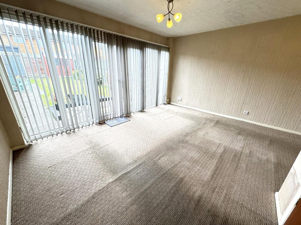 House in Willenhall, Lane Head - View 5