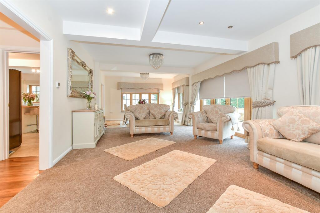 Main image of property: Maidstone Road, Staplehurst, Kent