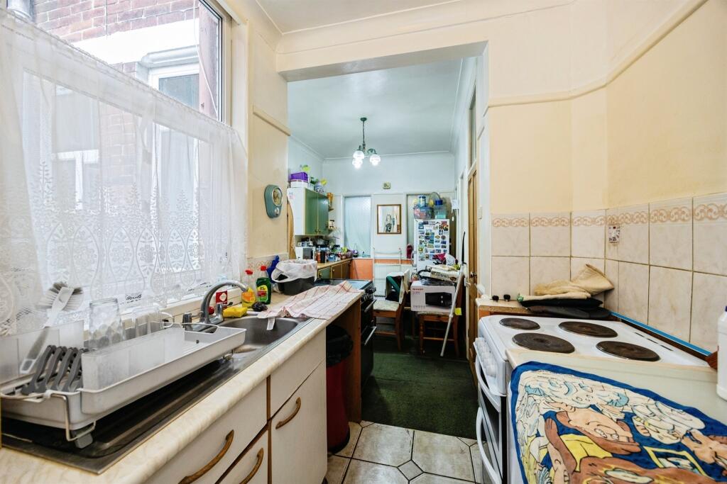 Stubbington Avenue, Portsmouth - View 5