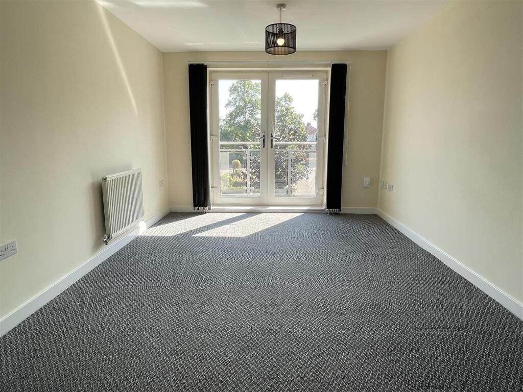 Apartment in Wolverhampton - View 3