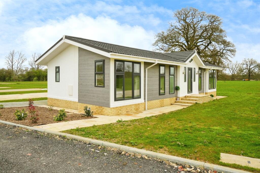 Heathfield, Bletchingdon, Kidlington photo 4