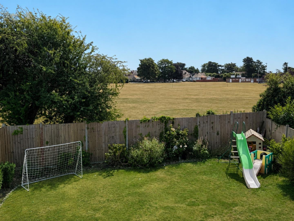 House in Brixworth - View 2