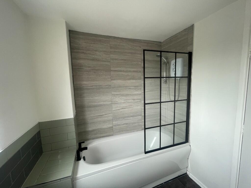 Longwood Road, Birmingham, B45 photo 4