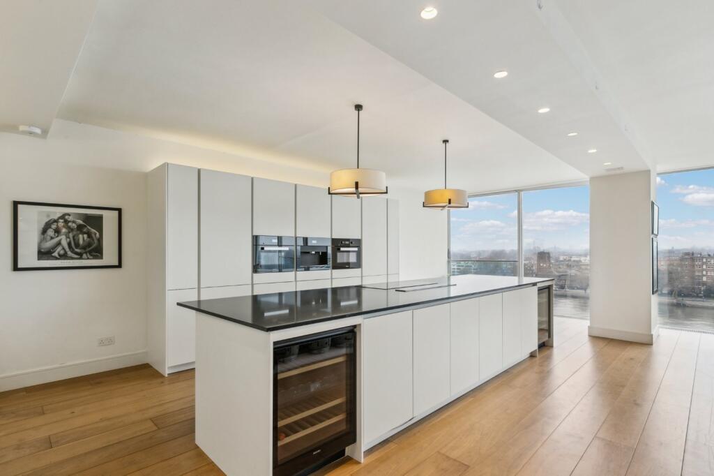 Apartment in London - View 4