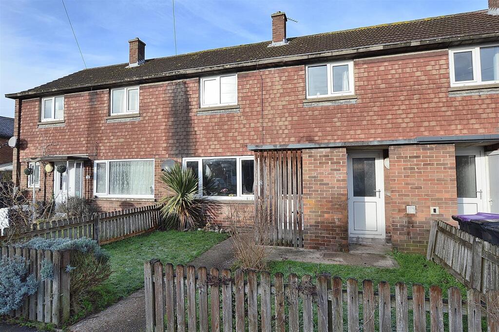 House in Lincoln - View 3