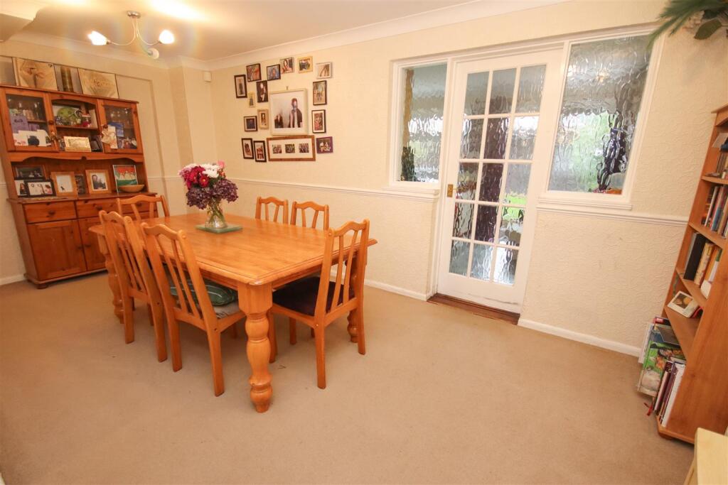 House in Rushden, North Northamptonshire - View 3