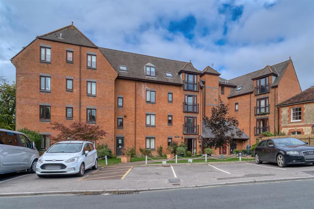 Main image of property: Barnaby Mead, Gillingham