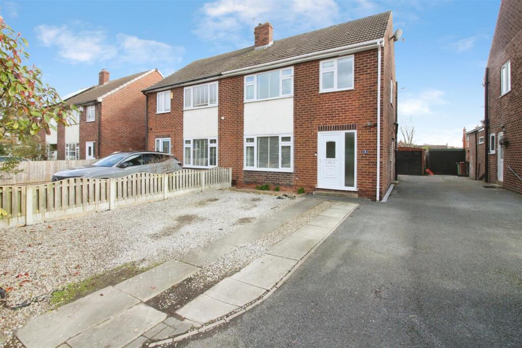 Main image of property: Green Lane, Kippax, Leeds