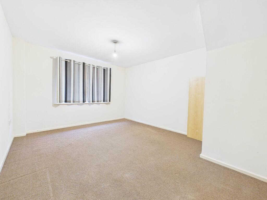 8 The Sawmills Port Road CA2 7AW photo 3