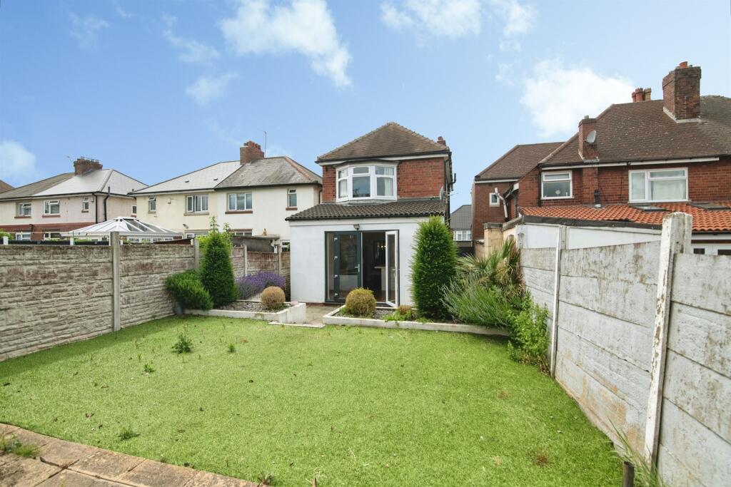 House in Sandwell, West Midlands - View 4
