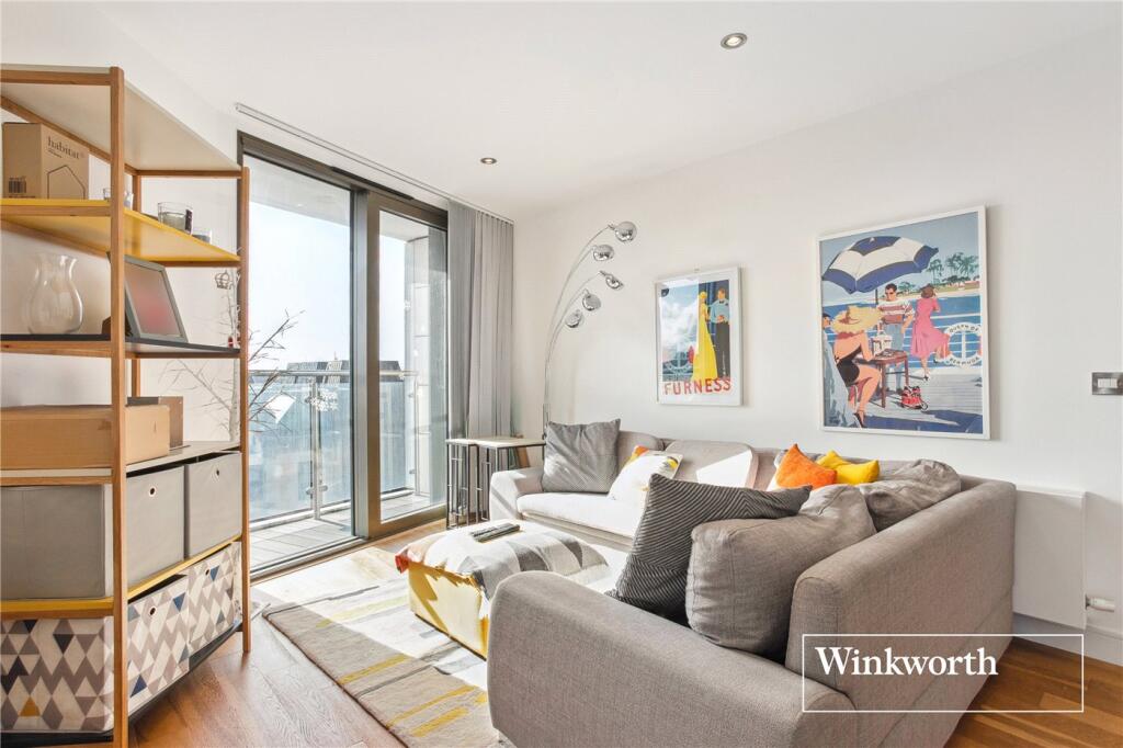 Apartment in London, Church End - View 3