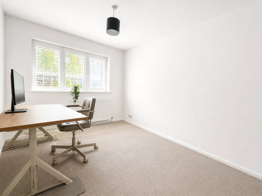 Branscombe Street, London, SE13 - View 6