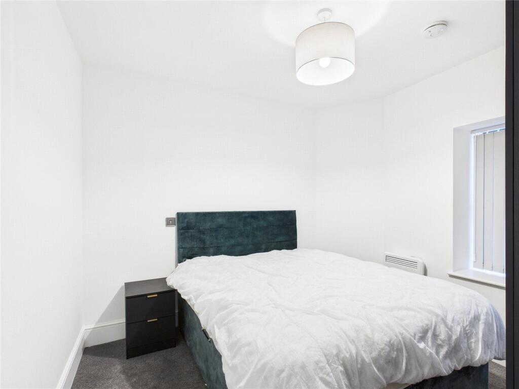 Apartment in Liverpool - View 4
