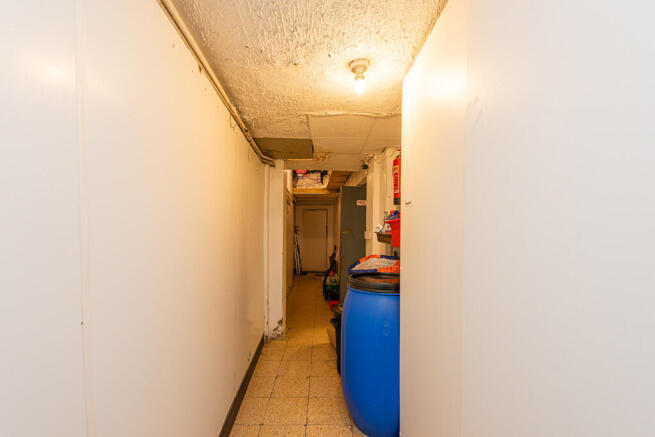 Holloway Road 87-...