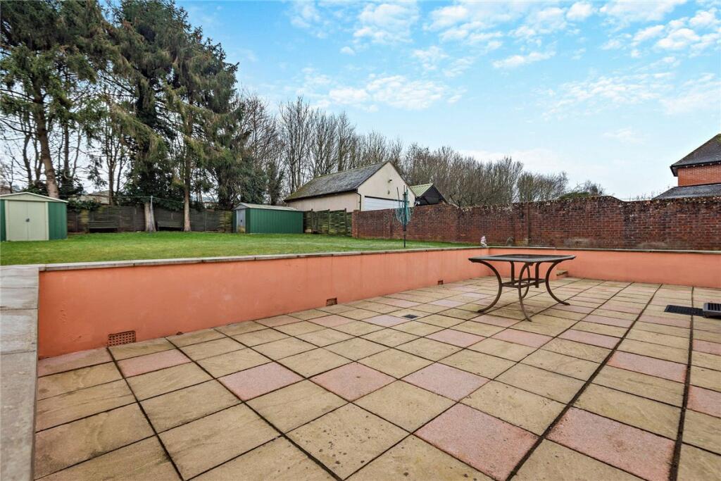 Long Lane, Hermitage, Thatcham, Berkshire, RG18 photo 4