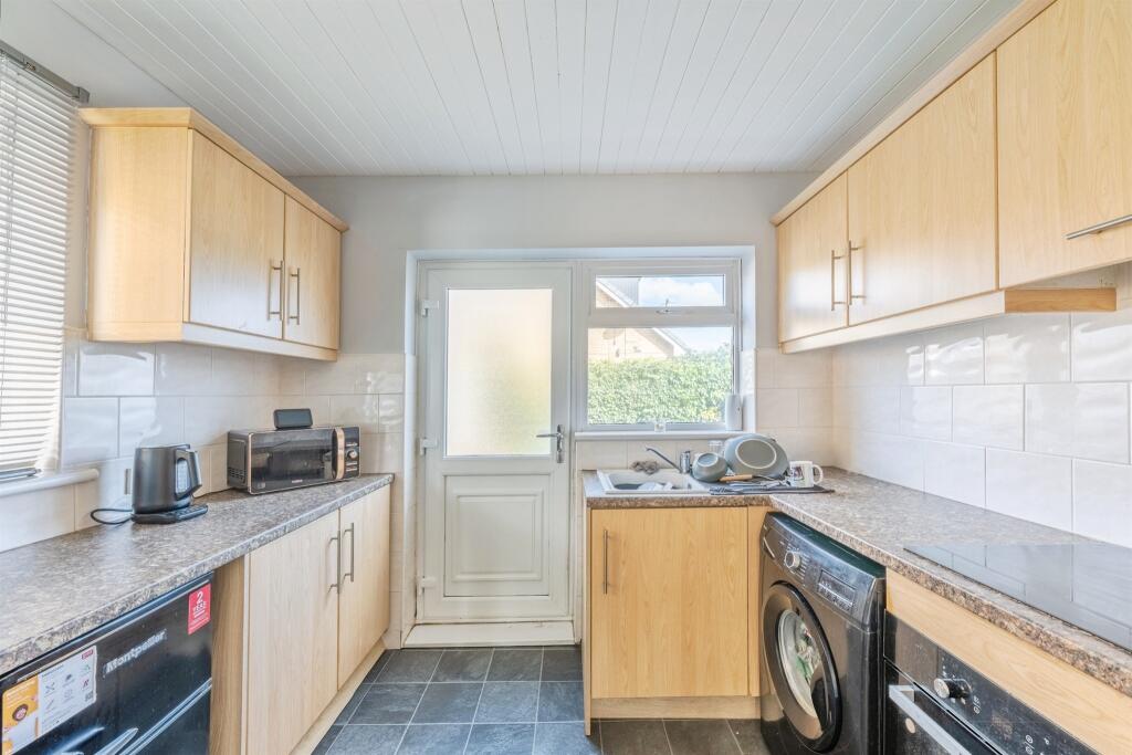 House in Hull, North Ella, Willerby - More