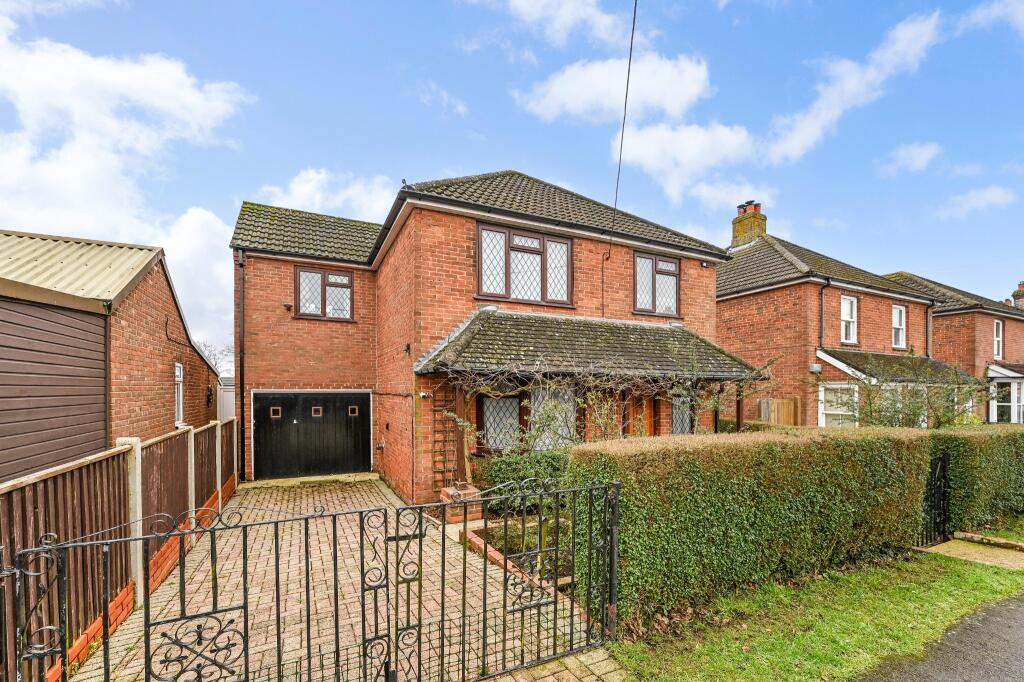 4-bed detached on Bishop's Waltham, £500,000