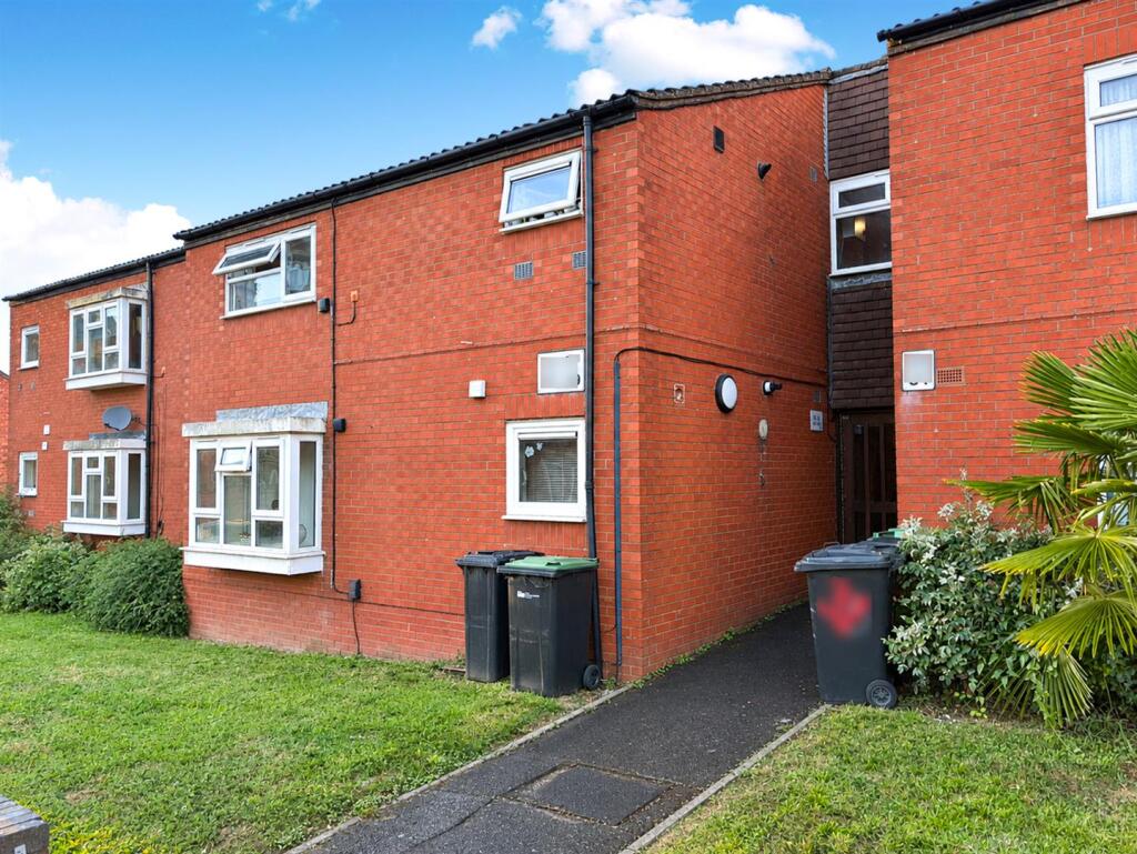 Main image of property: Grafton Street, Kettering