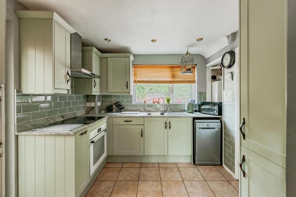 House in Reigate and Banstead, Surrey - More