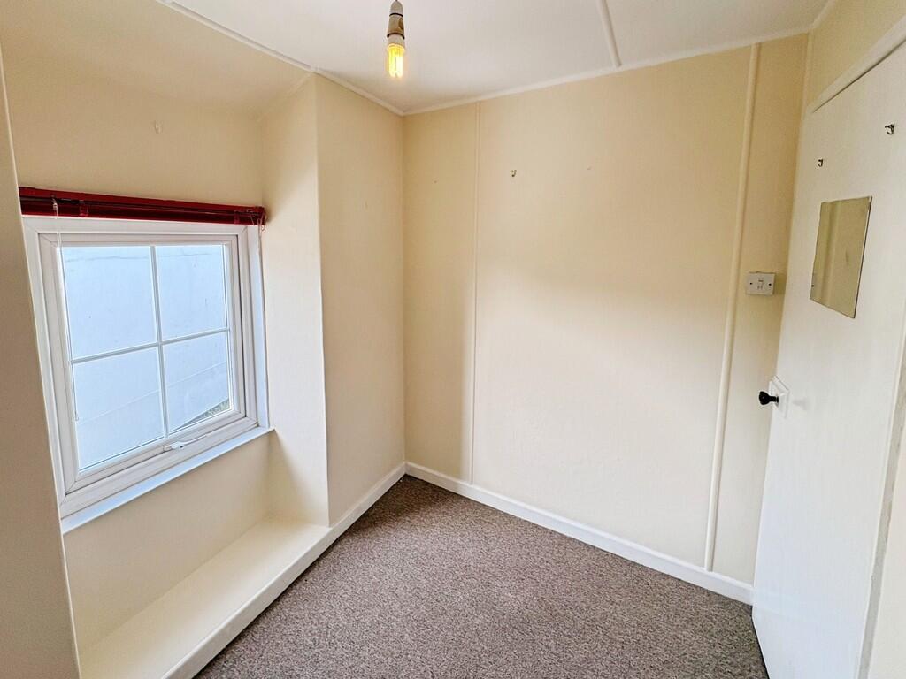 House in Truro - View 5