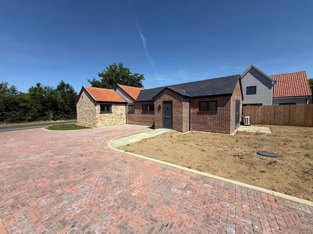 3-bed detached on Bedfield, Nr Framlingham, Suffolk, £445,000