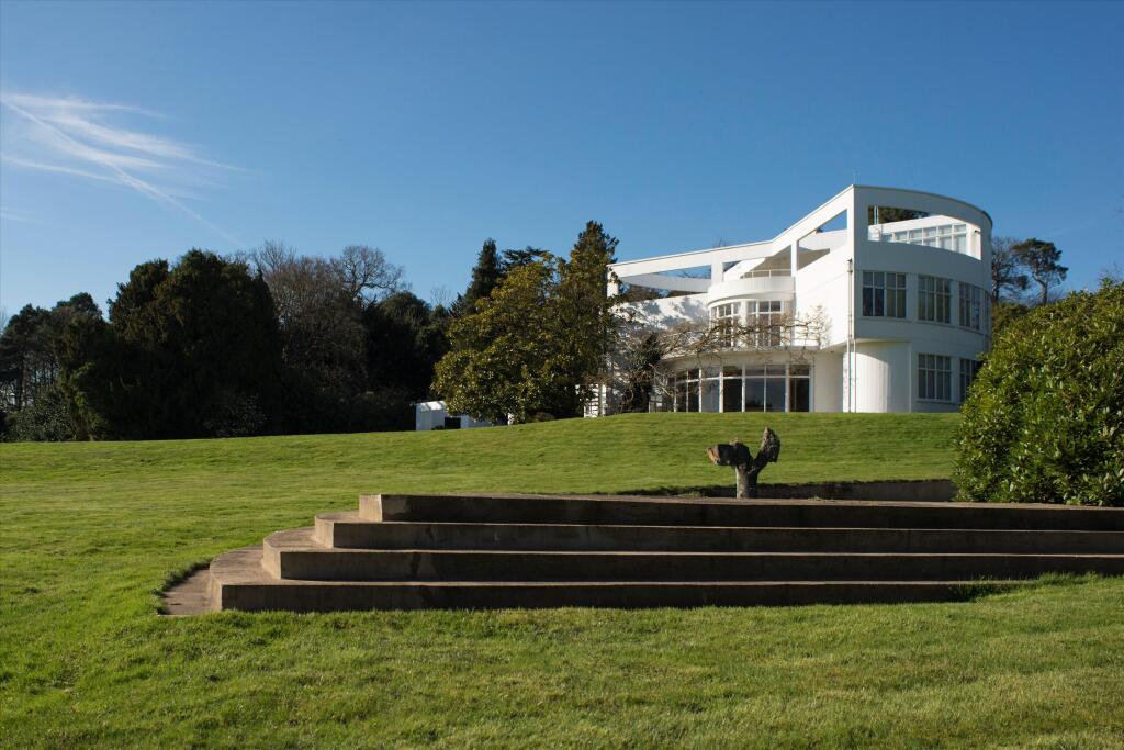 Main image of property: St. Anns Hill Road, Chertsey, Surrey, KT16