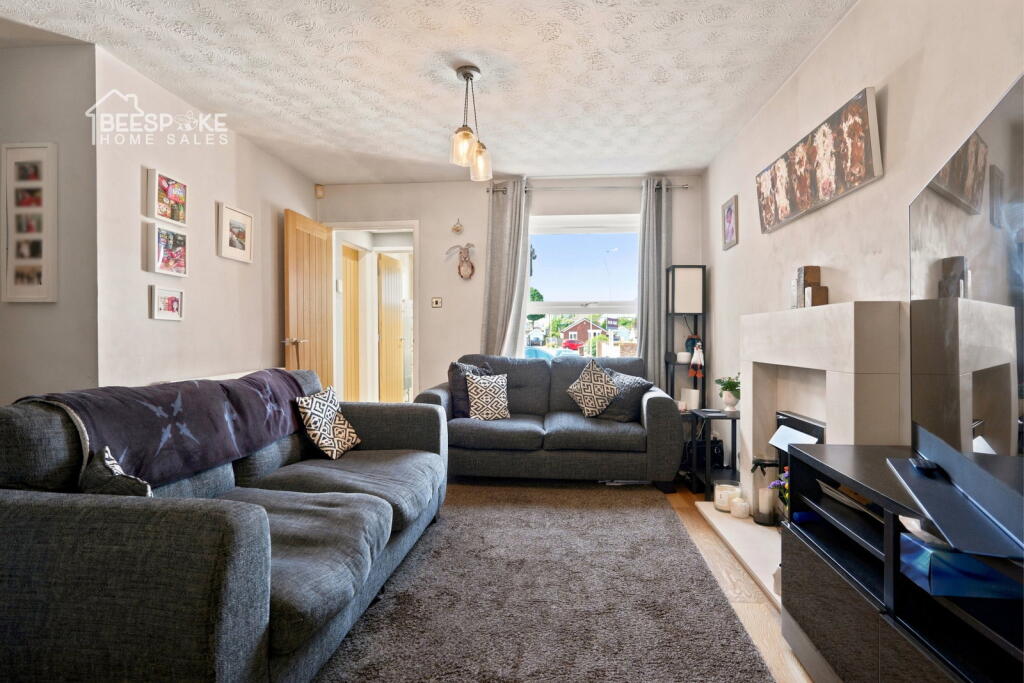 Adrians Close Mansfield - View 4