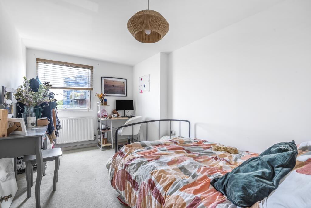 Apartment in London, Royal Borough of Greenwich - View 4