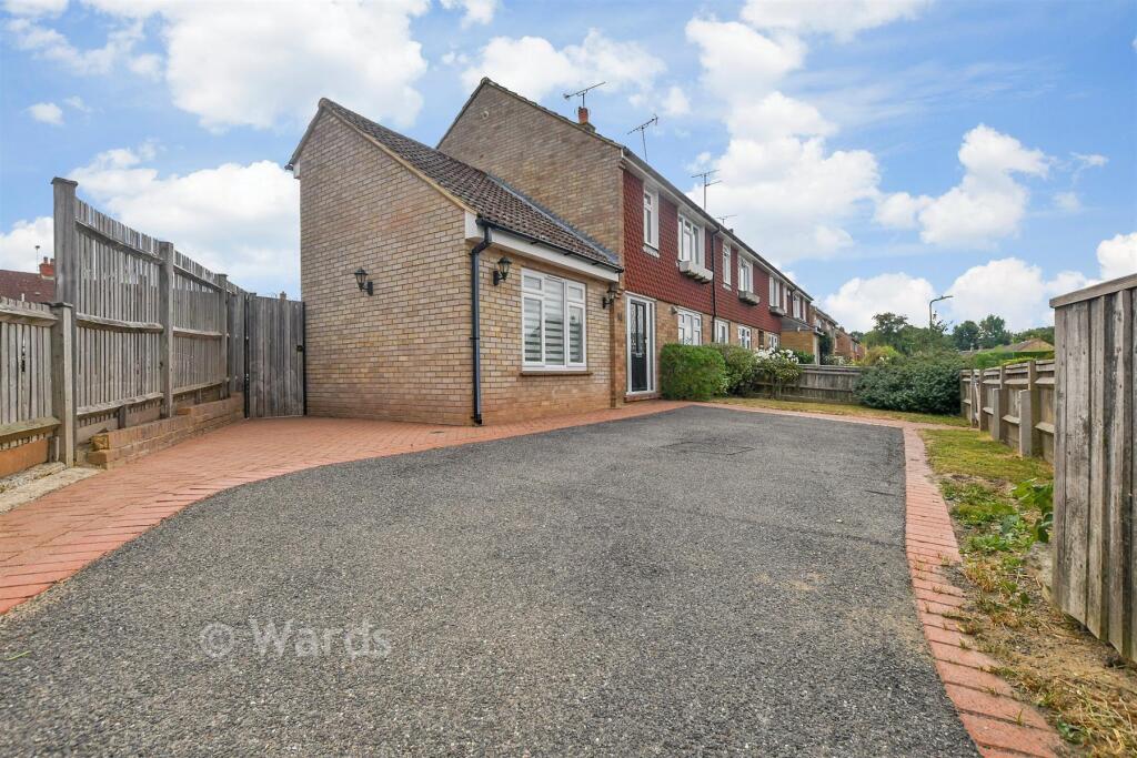Chalk Avenue, St. Michaels, Tenterden, Kent photo 2