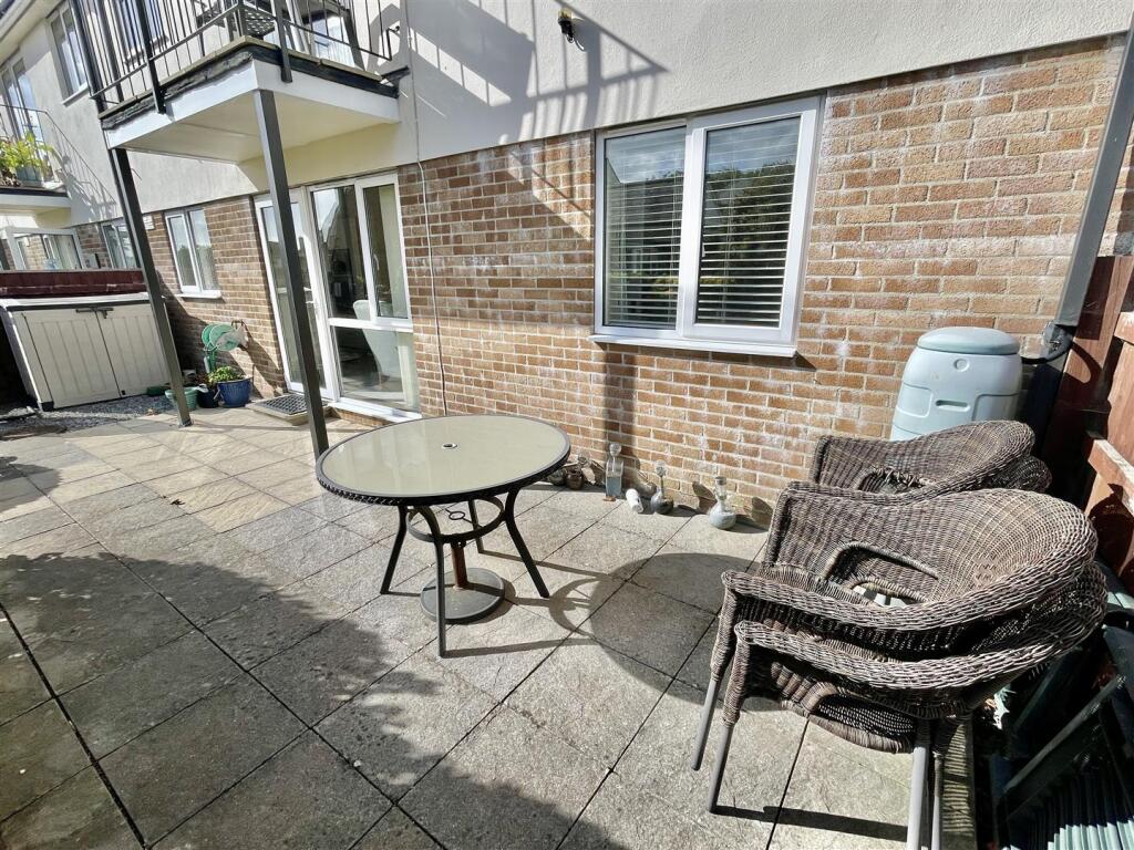 Apartment in Plymouth - View 4