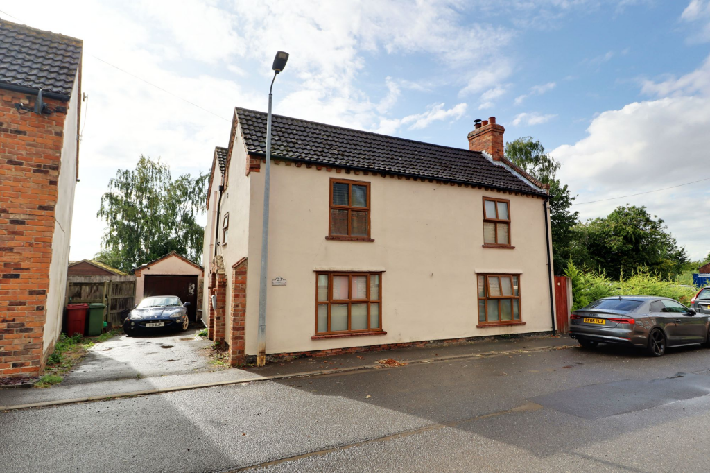 Main image of property: 23 High Street, Luddington, DN17