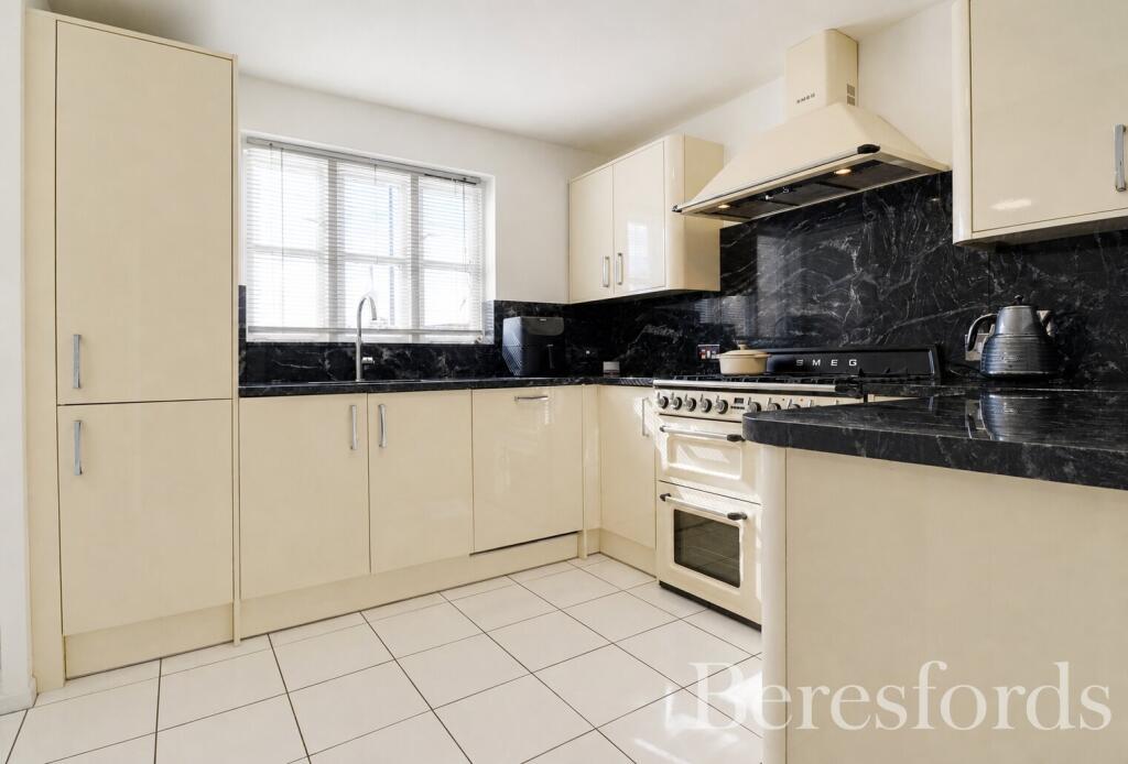 House in Chelmsford - More