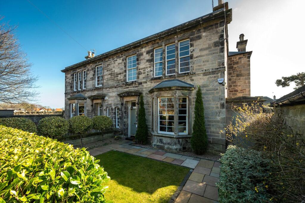 Main image of property: Smeaton Grove, Inveresk, Musselburgh, East Lothian