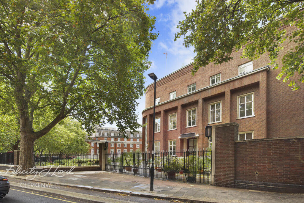 Apartment in London - View 2