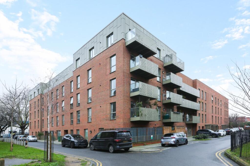Main image of property: Broome Way, London, SE5