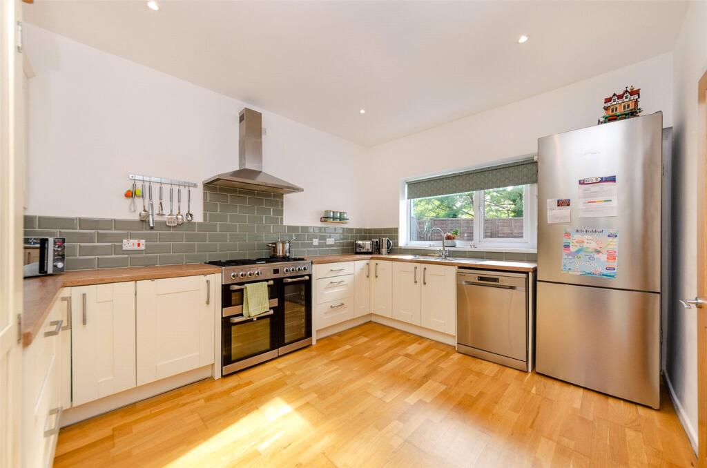 House in Llandudno, Caernarfon - View 5