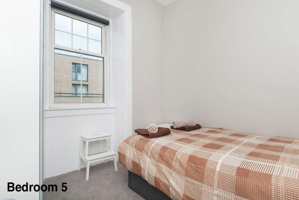 Main image of property: 0490L Causewayside, Edinburgh, EH9 1PN