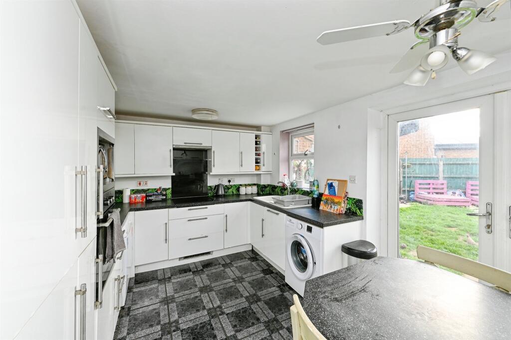 House in Peterborough - View 5