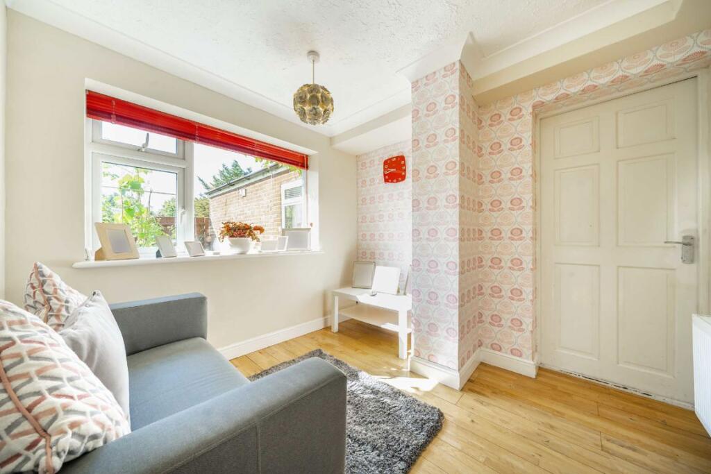House in Twickenham - View 5