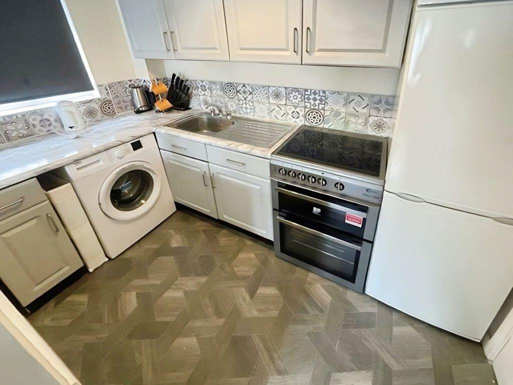 House in Swindon - View 2