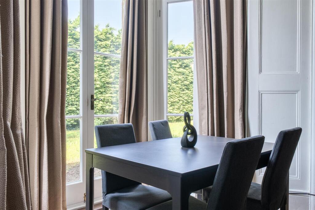 House in Chippenham, Wiltshire - View 5