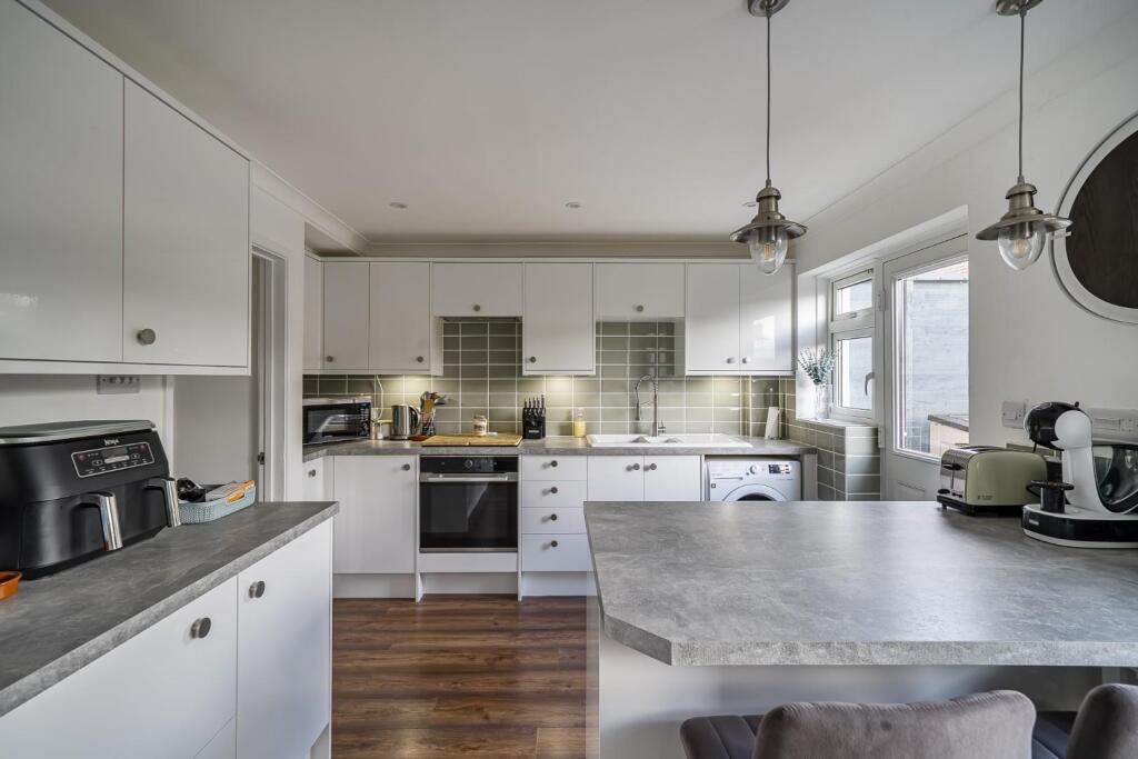 Additional image 4 of Summerfields, Henstridge