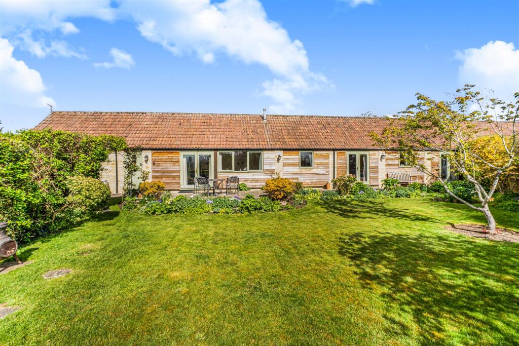 Main image of property: Manor Road, Woodstock