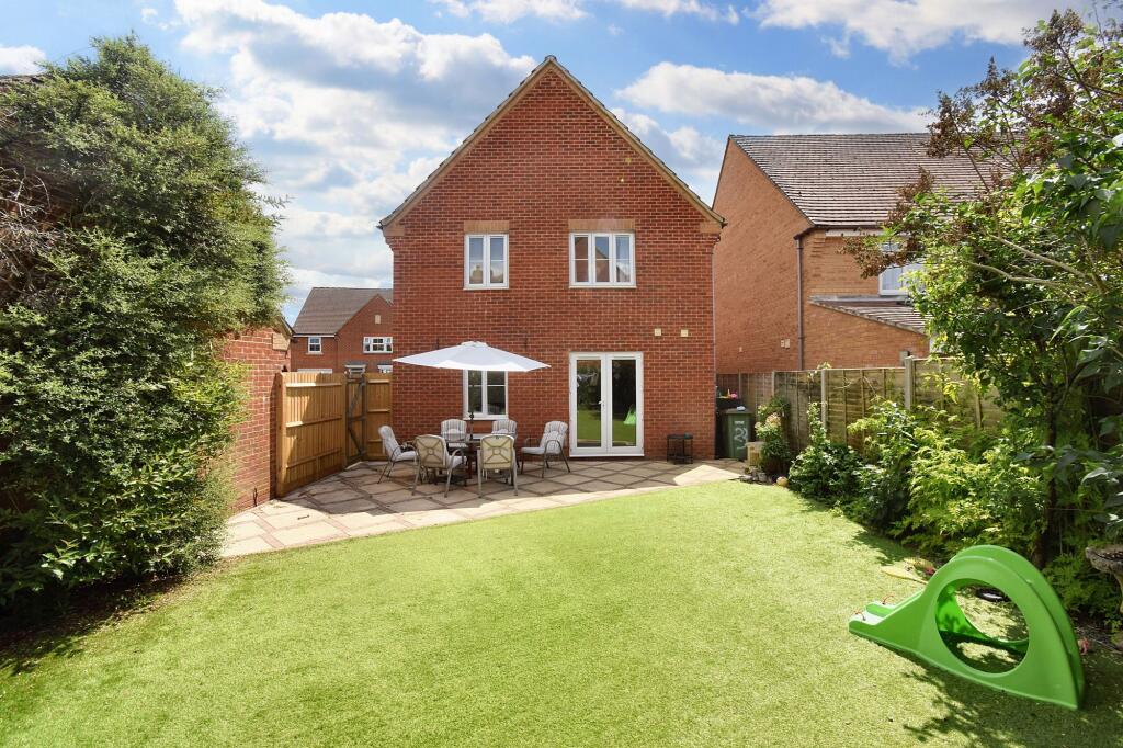 Gardner Way, Chandlers Ford, Hampshire, SO53 1JJ photo 3