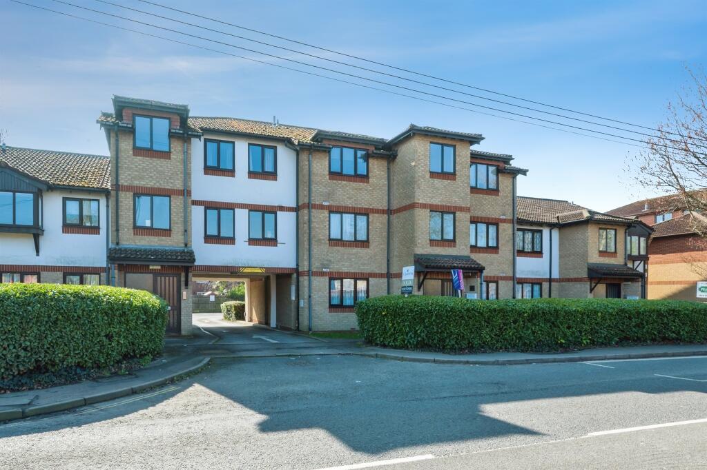 Main image of property: Portsmouth Road, Southampton