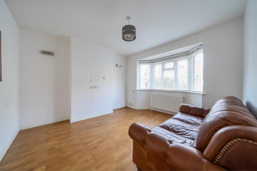 Apartment in London - View 3