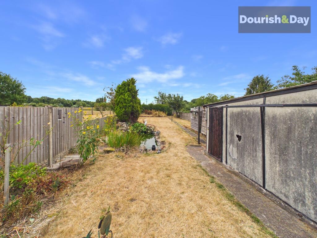House in Stoke-on-Trent - View 4