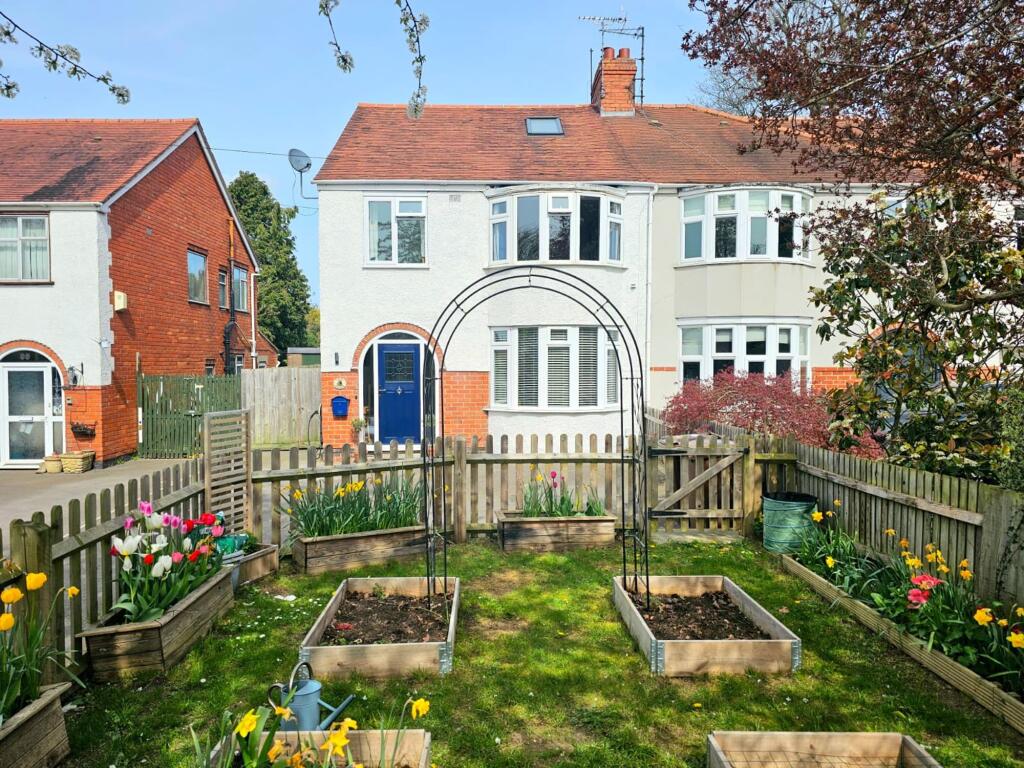 Main image of property: Ermin Street, Brockworth, GL3