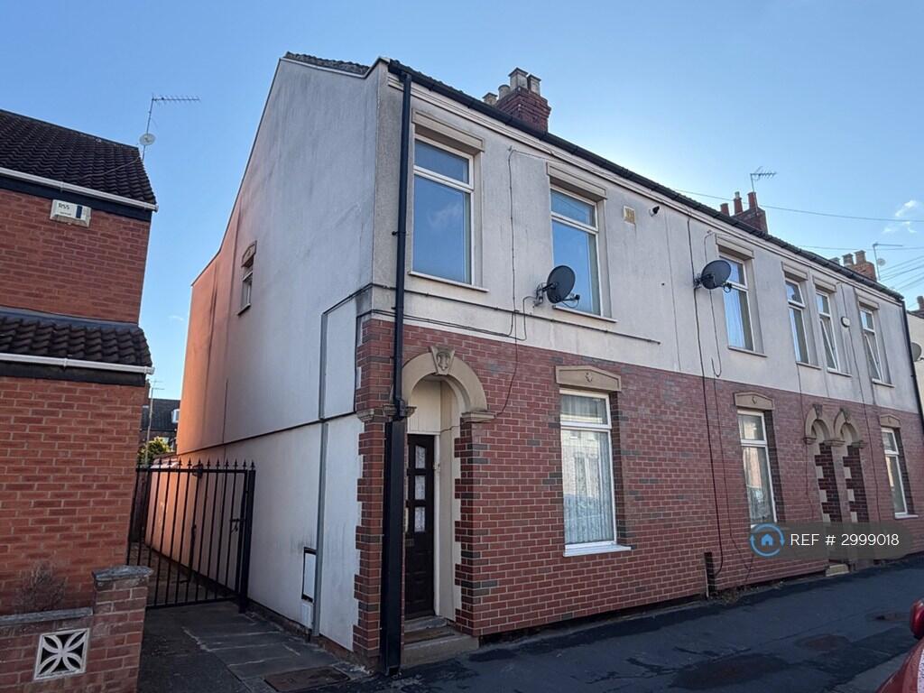 Main image of property: Holland St, Hull, HU9